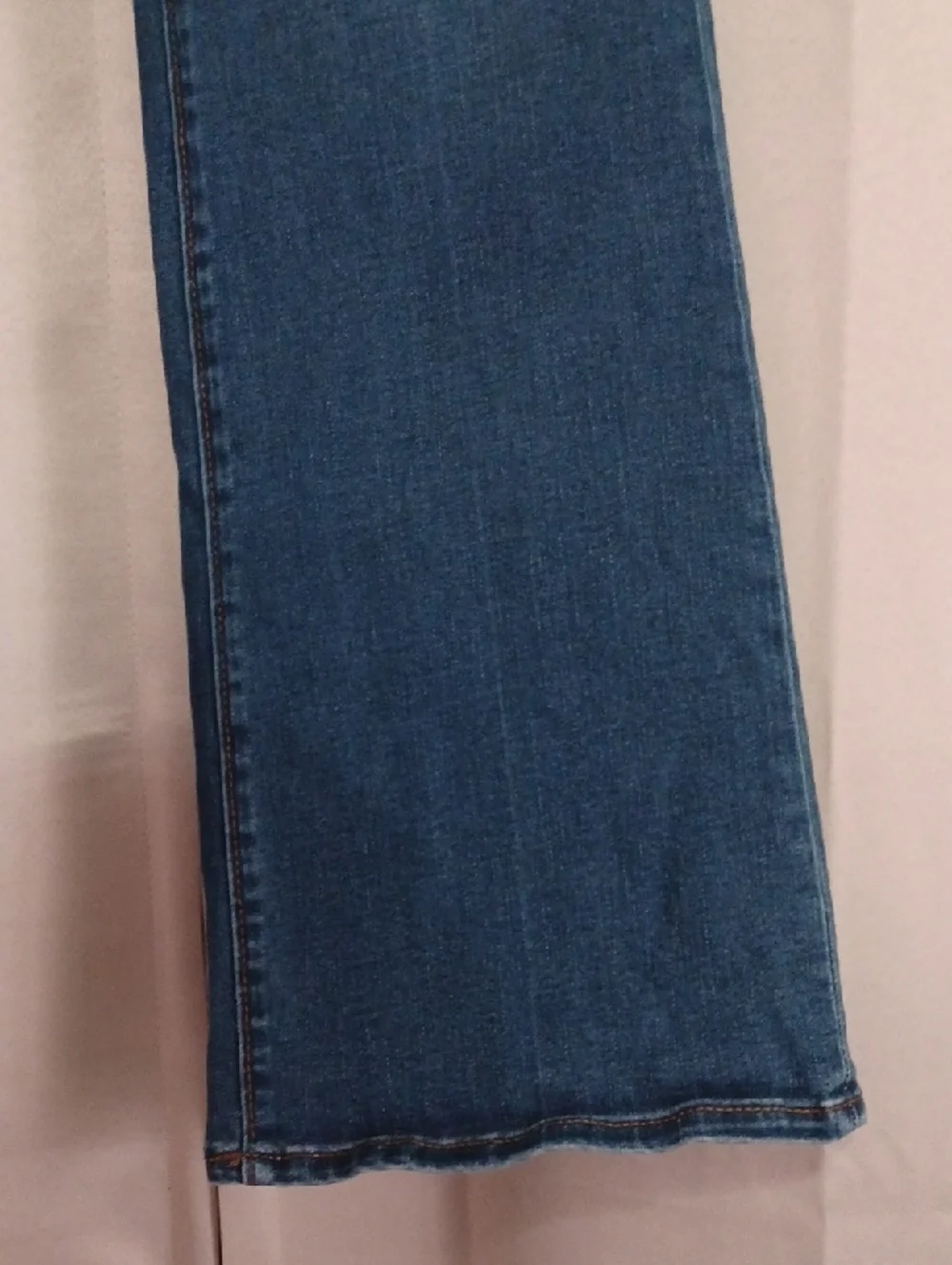Ann Taylor Slim Bootcut Cotton Rayon Blend High Rise 5 Pocket Jeans Stretch Sz 8